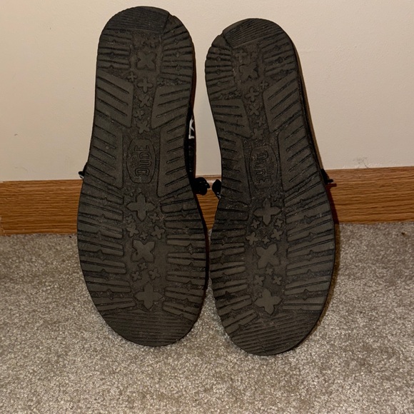 Men’s Hey Dude Charcoal and White Marble Loafers - Picture 6 of 6